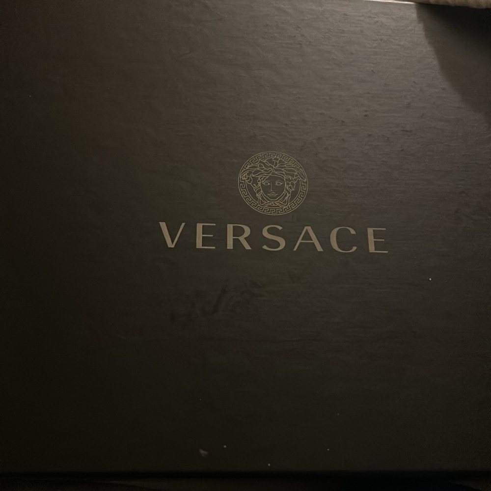 Versace clutch - Picture 7 of 11
